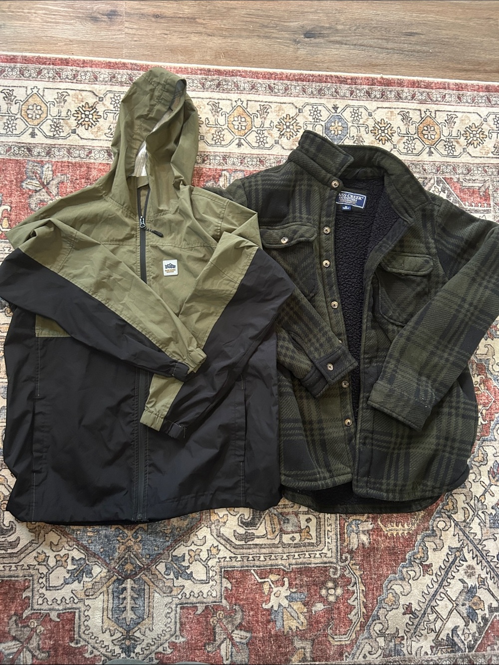 Outdoor Two-Tone Olive & Black Hooded Windbreaker Jacket